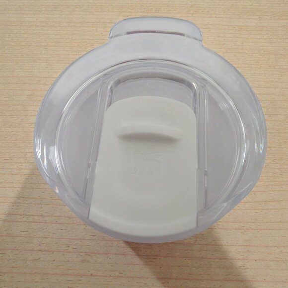 The Stanley Stay-Hot Camp Mug,24 oz, White Gold Frost,NWT, No box - Picture 9 of 11